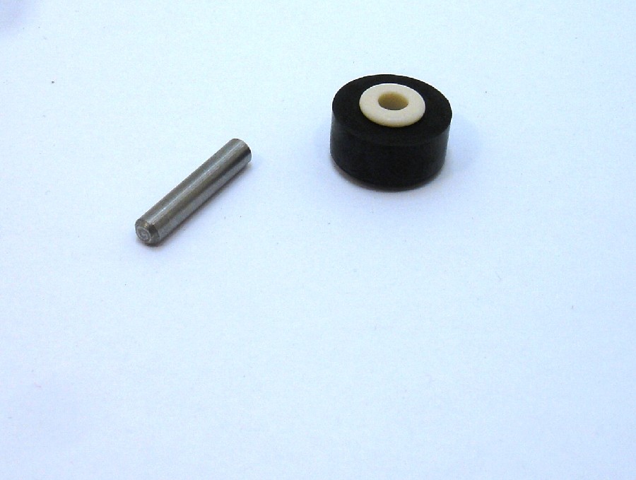 FILTER QUEEN FRONT WHEEL AND AXLE PN